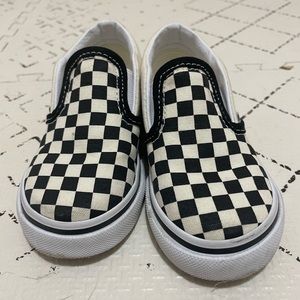 Toddler vans slip ons